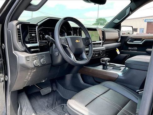 New 2026 Chevrolet Silverado 1500 High Country AWD/4WD image 8