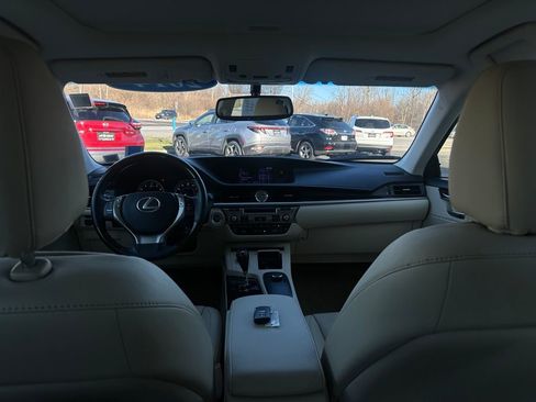 Used 2014 Lexus ES 350 image 28