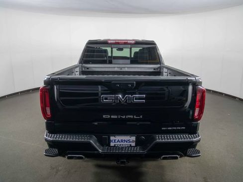 Used 2025 GMC Sierra 1500 Denali Ultimate AWD/4WD image 7
