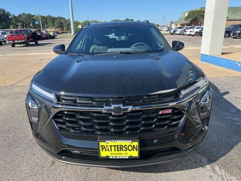 New 2026 Chevrolet Trax RS FWD image 3