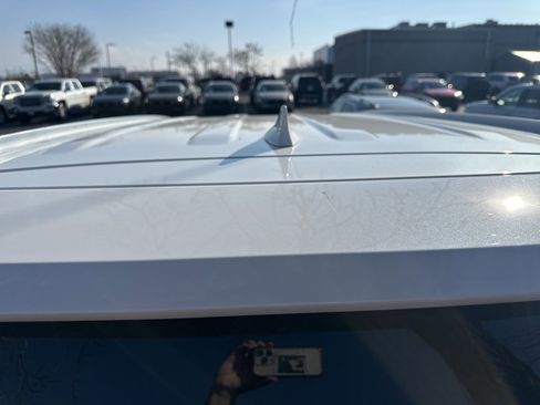 Used 2021 Lexus LX 570 4WD w/ Luxury Package image 8