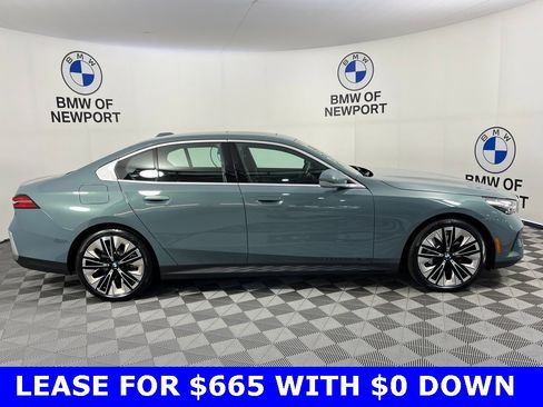 Certified 2025 BMW 530i xDrive image 8