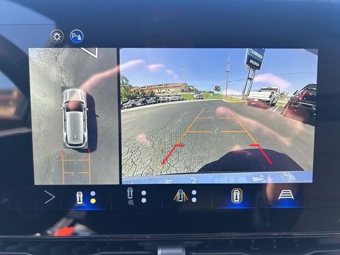 New 2026 Chevrolet Equinox ACTIV FWD image 31