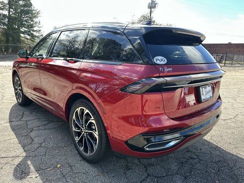 New 2026 Lincoln Nautilus Reserve image 5