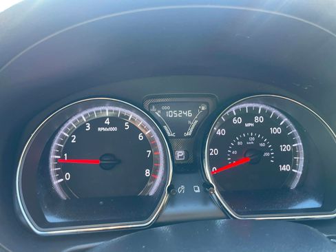 Used 2018 Nissan Versa SV image 11