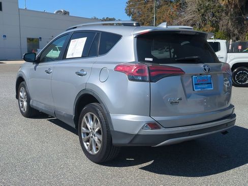 Used 2018 Toyota RAV4 Limited image 15