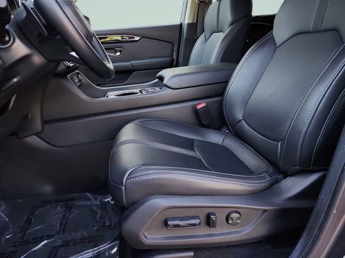 Used 2024 Honda Pilot EX-L image 19