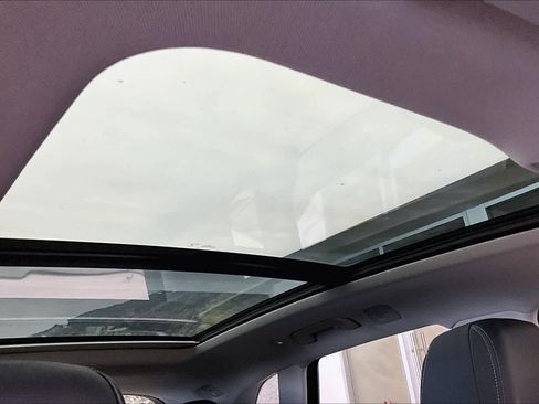 Certified 2025 Audi Q5 2.0T Premium Plus w/ Premium Plus Package image 14