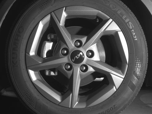 Used 2025 Kia K4 LXS image 12