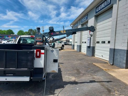 Used 2020 Ford F250 XL w/ Power Equipment Group RWD image 17