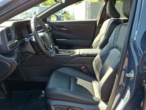 Used 2025 Toyota Crown Signia AWD/4WD image 14