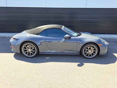 Used 2026 Porsche 911 Carrera image 8