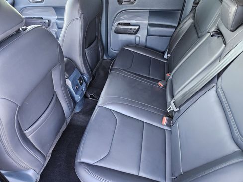 Used 2024 Ford Maverick Lariat w/ Black Appearance Package image 33