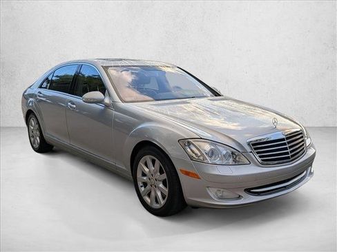 Used 2008 Mercedes-Benz S 550 image 3