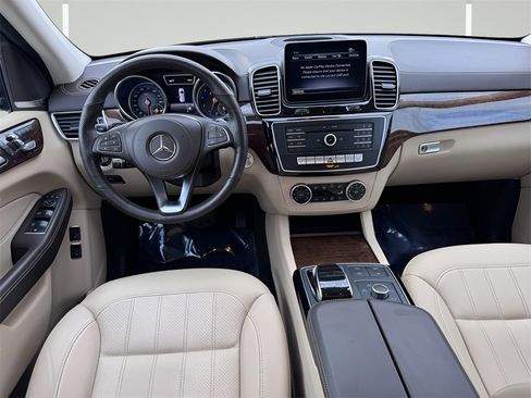 Used 2019 Mercedes-Benz GLS 450 4MATIC image 5