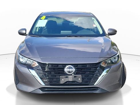 Used 2024 Nissan Sentra SV FWD image 2