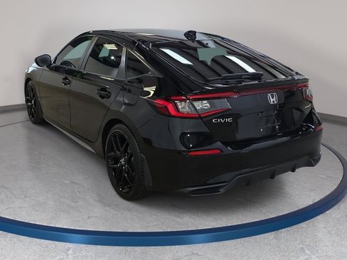 Certified 2025 Honda Civic Sport image 8