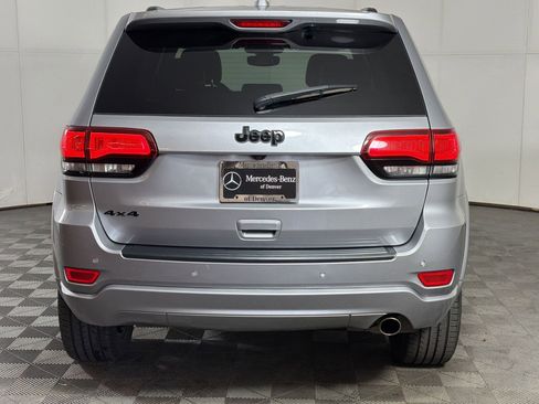 Used 2019 Jeep Grand Cherokee Altitude image 10