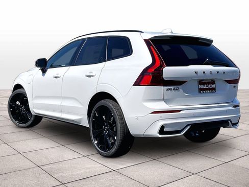 New 2026 Volvo XC60 T8 Ultra w/ Climate Package AWD/4WD image 3