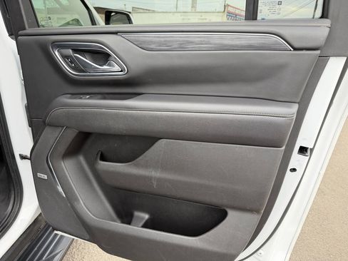 Used 2021 GMC Yukon XL SLT AWD/4WD image 15