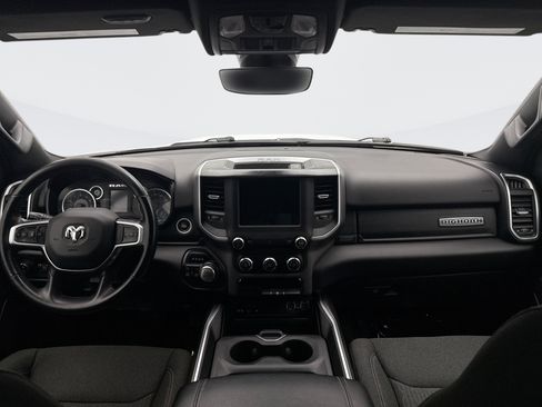 Used 2019 RAM 1500 Big Horn AWD/4WD image 14