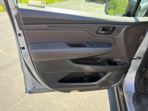 Used 2022 Honda Odyssey EX-L image 11
