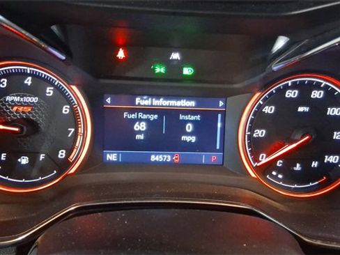 Used 2021 Chevrolet TrailBlazer RS w/ Sun and Liftgate Package image 29