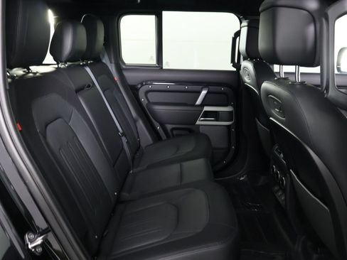 Used 2022 Land Rover Defender 110 X-Dynamic HSE AWD/4WD image 30