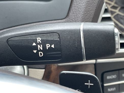 Used 2017 Mercedes-Benz E 400 Cabriolet image 32