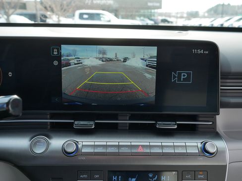 Certified 2025 Hyundai Kona SEL image 29