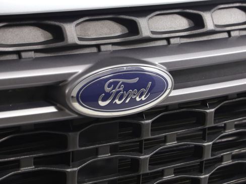 Used 2022 Ford Maverick XLT w/ Equipment Group 300A Standard AWD/4WD image 14