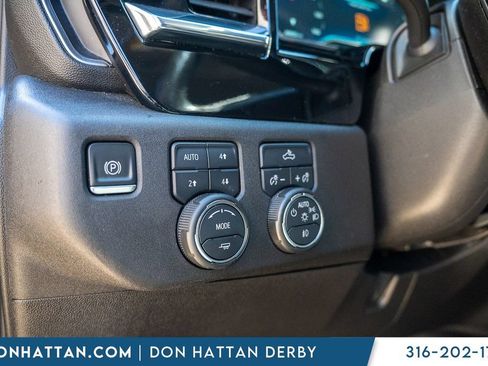 Used 2022 Chevrolet Silverado 1500 RST w/ Z71 Off-Road Package AWD/4WD image 19
