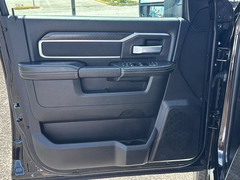 Used 2026 RAM 2500 Big Horn AWD/4WD image 13