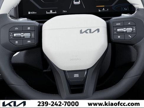 New 2025 Kia K4 GT-Line Turbo image 22