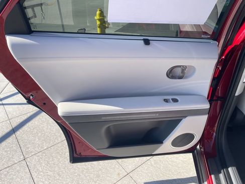 New 2026 Hyundai Ioniq 5 Limited image 17