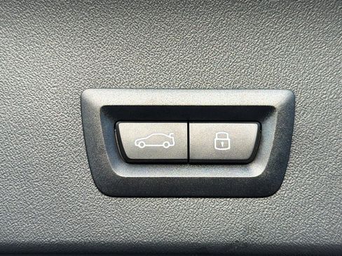 Used 2025 BMW X3 xDrive30i w/ Premium Package AWD/4WD image 12