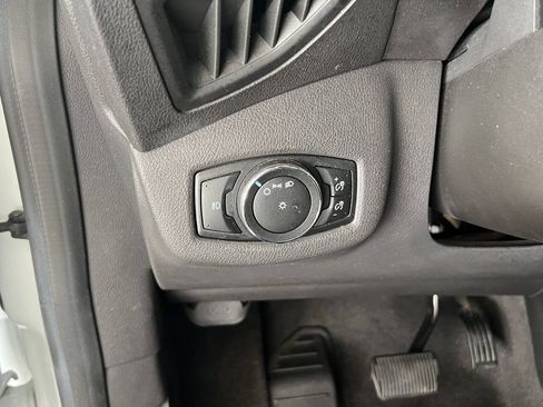 Used 2018 Ford Transit Connect XLT FWD image 20