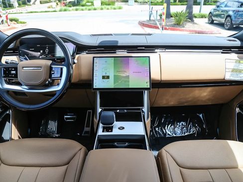 New 2026 Land Rover Range Rover SE AWD/4WD image 11