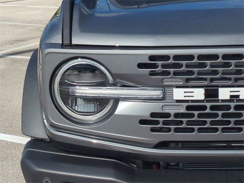 New 2025 Ford Bronco Badlands image 10