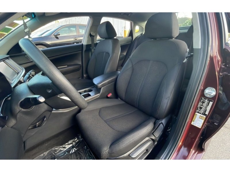Used 2020 Kia Optima LX FWD image 10