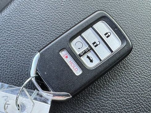 Used 2020 Honda Accord Hybrid image 20