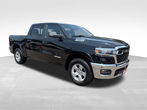 Used 2025 RAM 1500 Big Horn AWD/4WD image 8