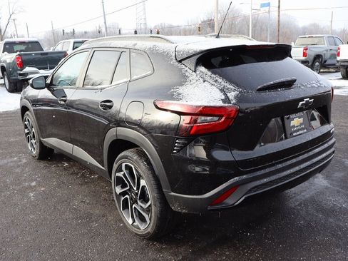 New 2026 Chevrolet Trax RS image 3