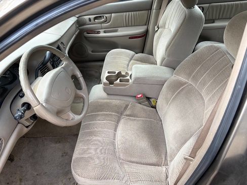 Used 2003 Buick Century Custom FWD image 9
