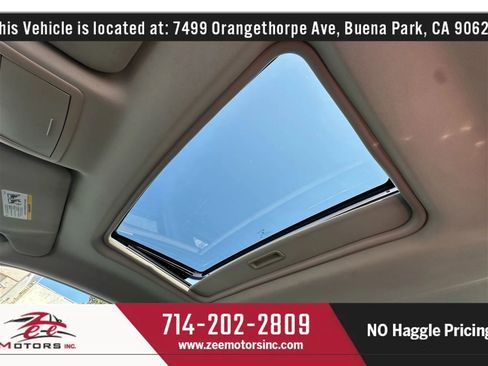 Used 2005 Chrysler 300 SRT8 w/ SRT Option Group II image 41