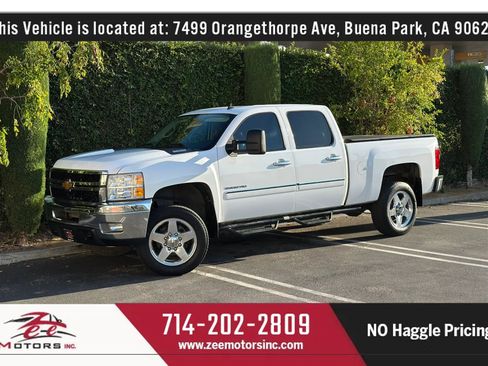 Used 2013 Chevrolet Silverado 2500 LT w/ Custom Sport Truck Package RWD image 13