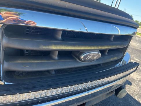 Used 2004 Ford F350 XL AWD/4WD image 13
