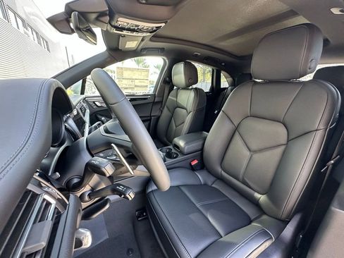 Used 2026 Porsche Macan S AWD/4WD image 5
