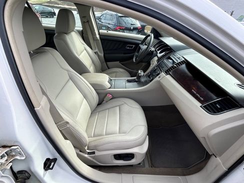 Used 2011 Ford Taurus SEL w/ 201A Rapid Spec Order Code image 9
