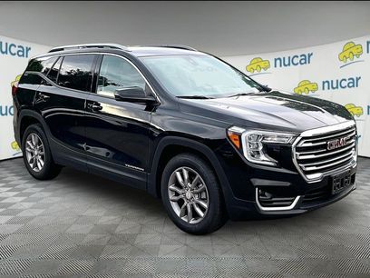 Used 2024 GMC Terrain SLT